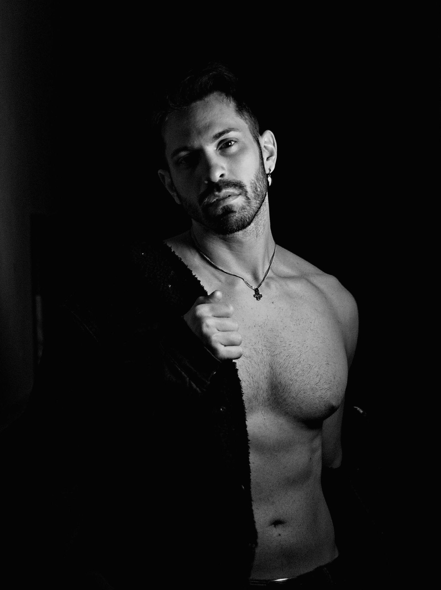 francesco merli attore scrittore bianco e nero_3