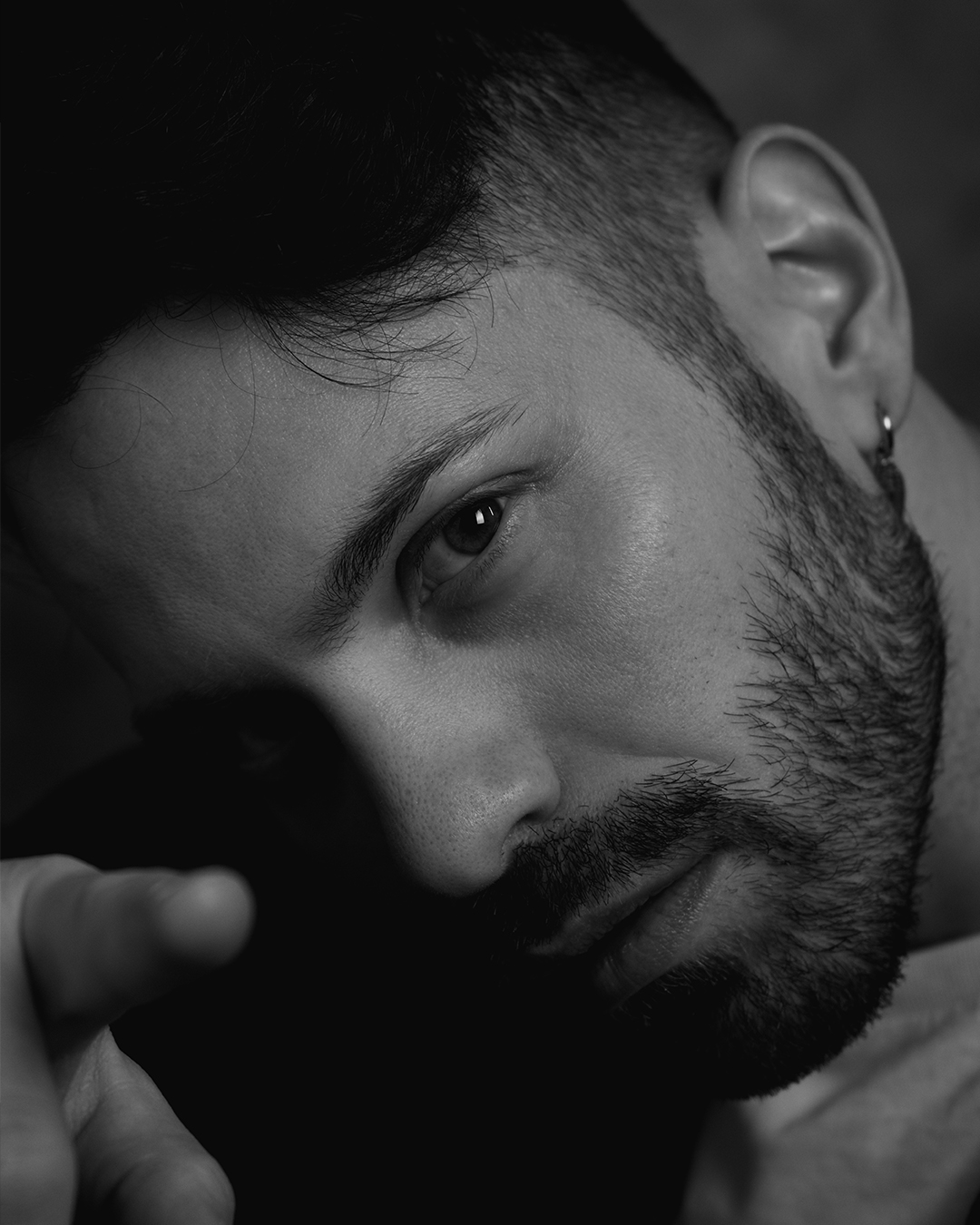 Francesco Merli Attore scrittore produttore_roma_black